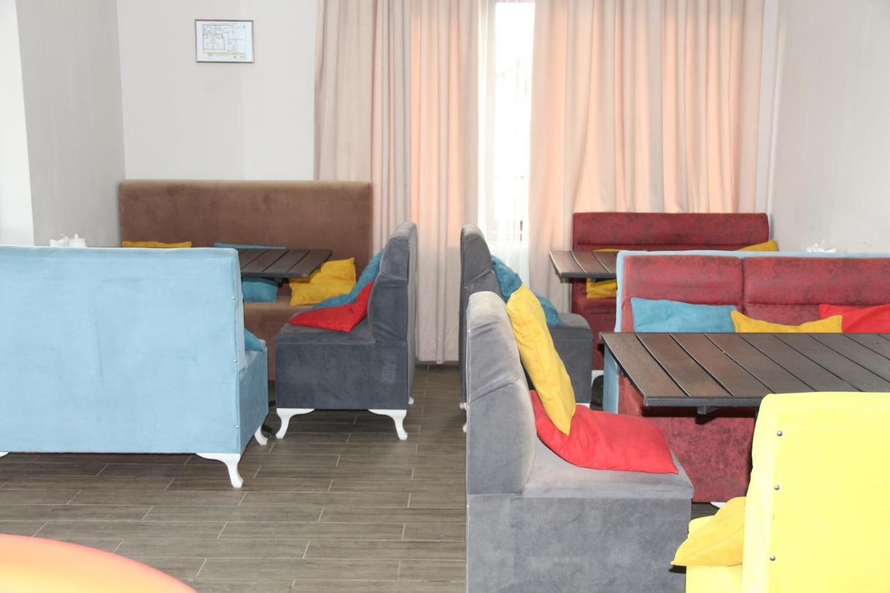 Tskaltubo Hotel Terrace エクステリア 写真