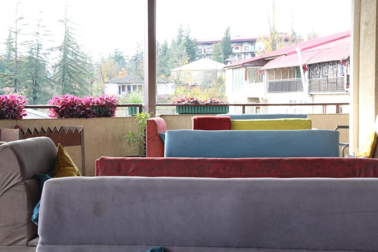 Tskaltubo Hotel Terrace エクステリア 写真